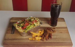 Kapsalon z mięsem kraftowym